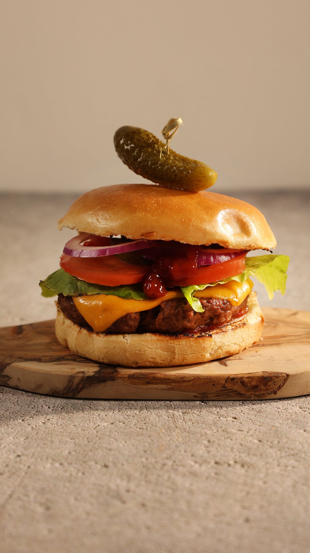 Classic Cheeseburger